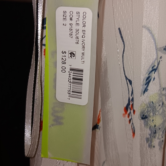 Spring dress - Picture 9 of 9